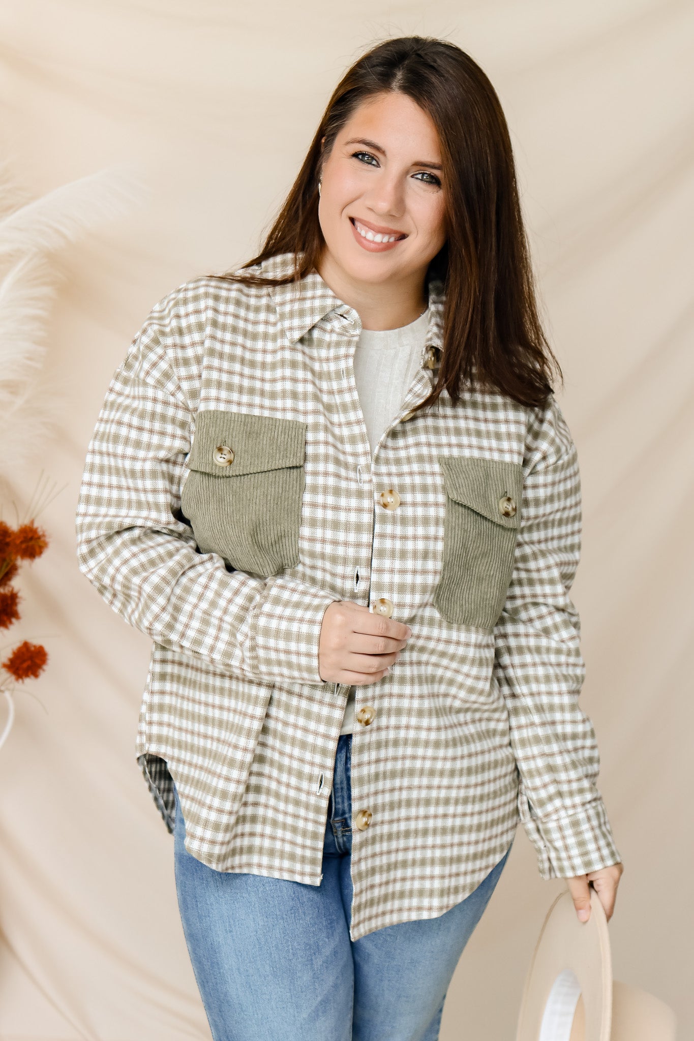 Small Town Shacket (olive)