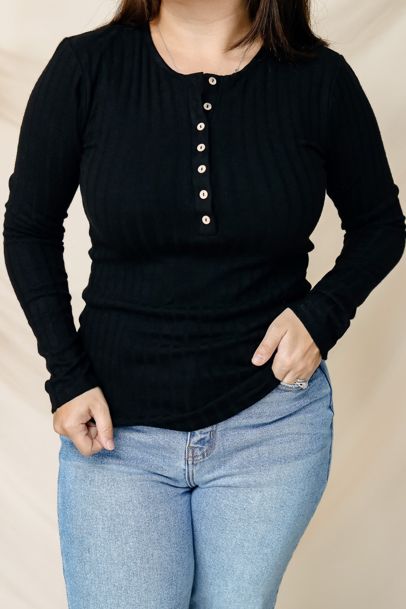 Laid Back Days Button Top (black)