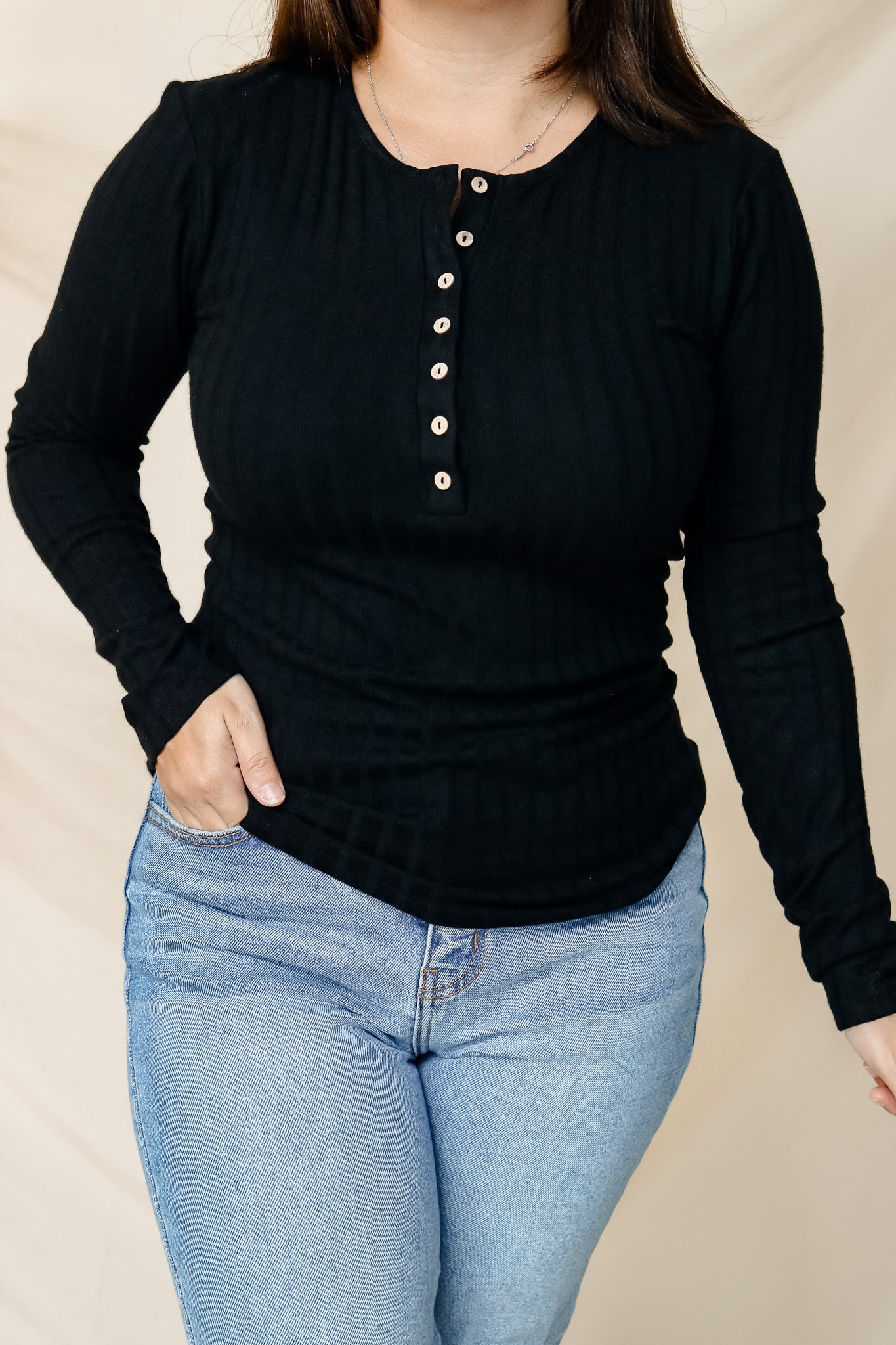 Laid Back Days Button Top (black)