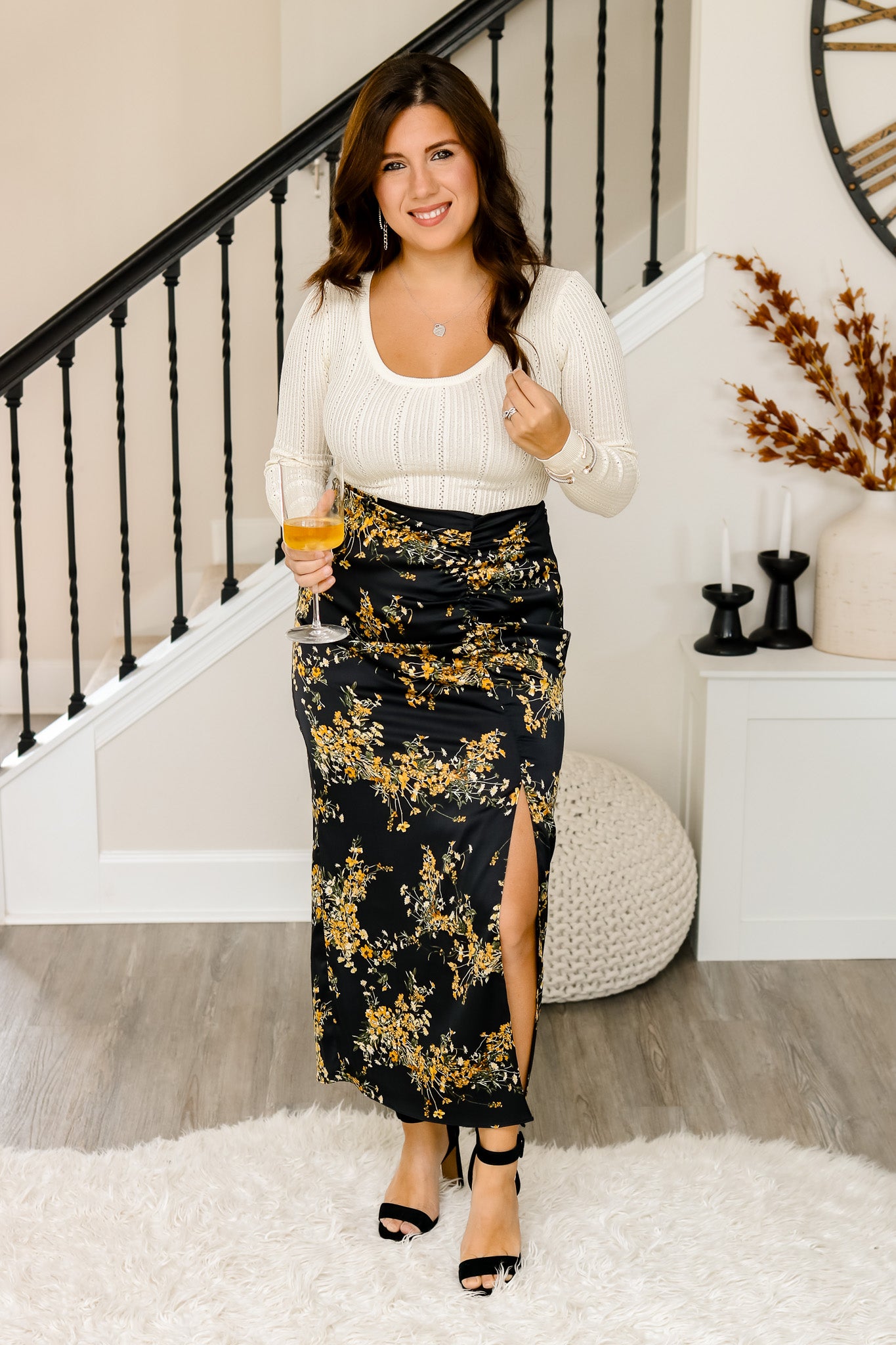 Dinner Party Floral Midi Skirt (black)